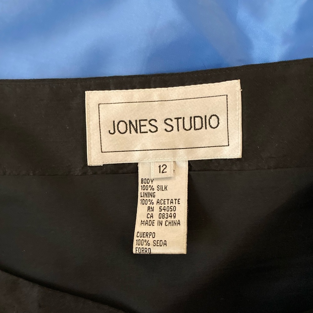Jones studio silk set - Picture 8 of 8
